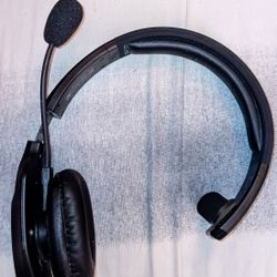LEVN Bluetooth Headset