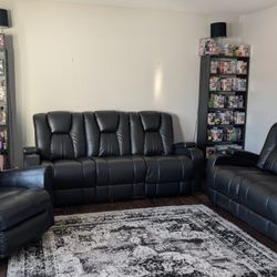 Kingvale Court 2pc Dual Power Reclining Living Room Set From Rooms To Go