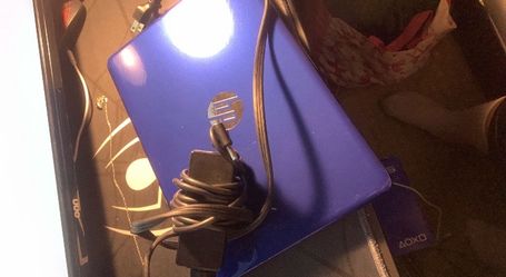 Blue HP Stream 11.6-inch HD Laptop + Charger