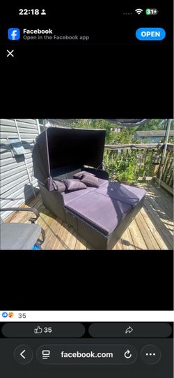 Outdoor Daybed / Canopy Lounge – Great Condition