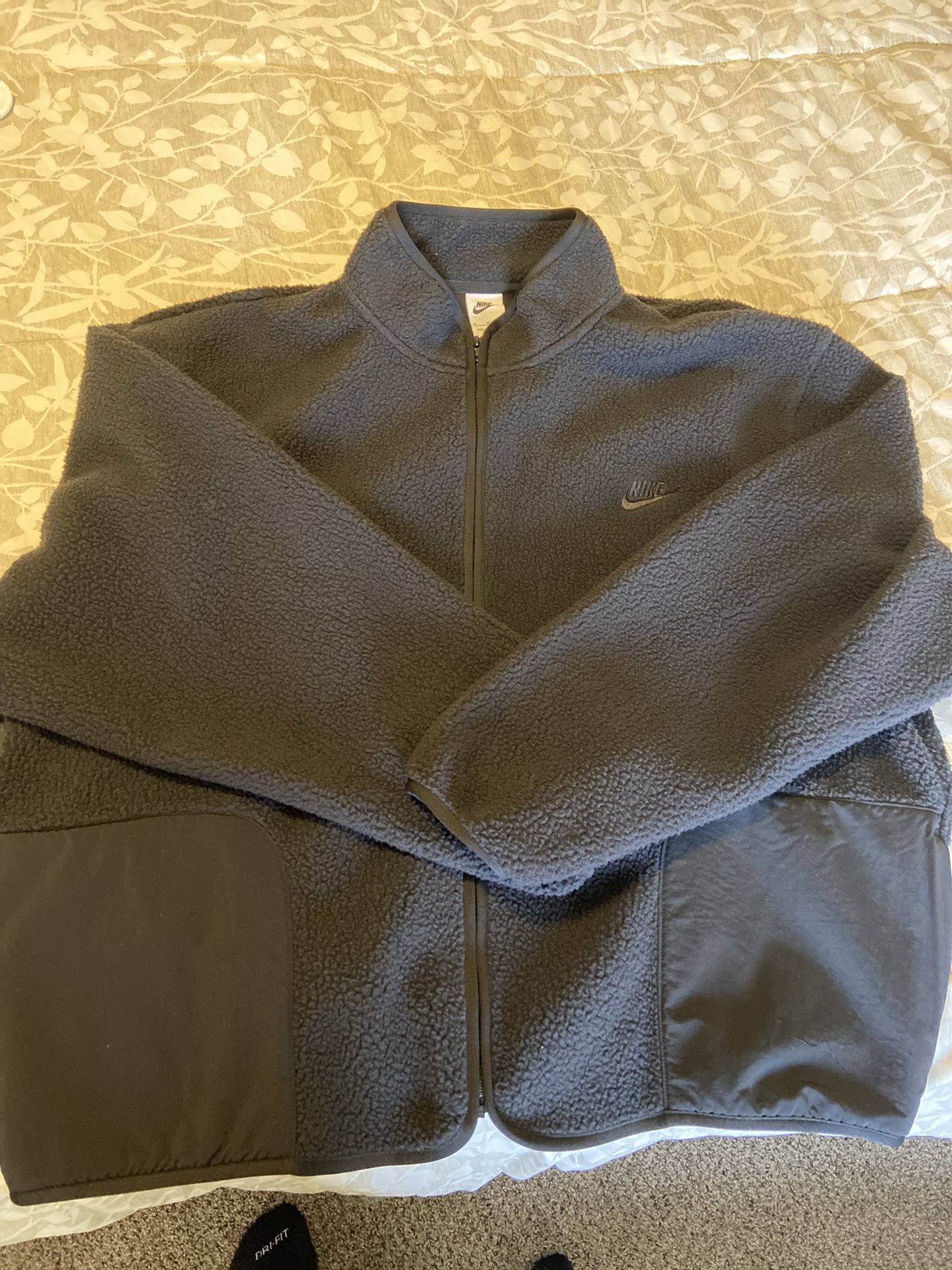 Nike Oversized Sweater