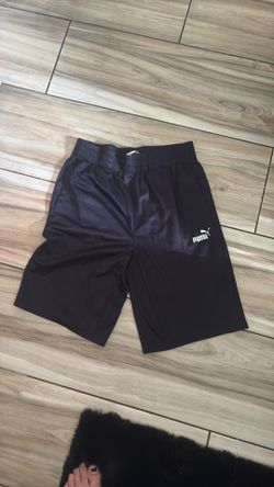 Kids cl boys Nike shorts all clothes are good to mint consirion I don’t sell torn up crap no stains