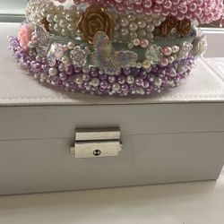 Tiaras Pearl