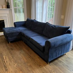 Modern Velvet Sectional Couch - Navy Blue