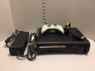 XBOX 360 120 GB system with controller power adapter and AV cables
