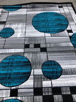 8x11 Marea Rug very good quality new never used