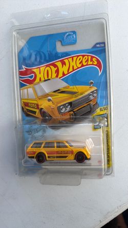 Dachshund, bluebird wagon, Kroger exclusive
