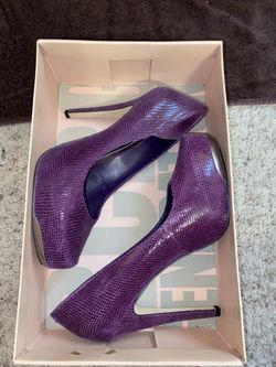 BCBG heels