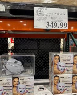 Shark CryoGlow LED Anti-Aging & Skin Clearing Mask
