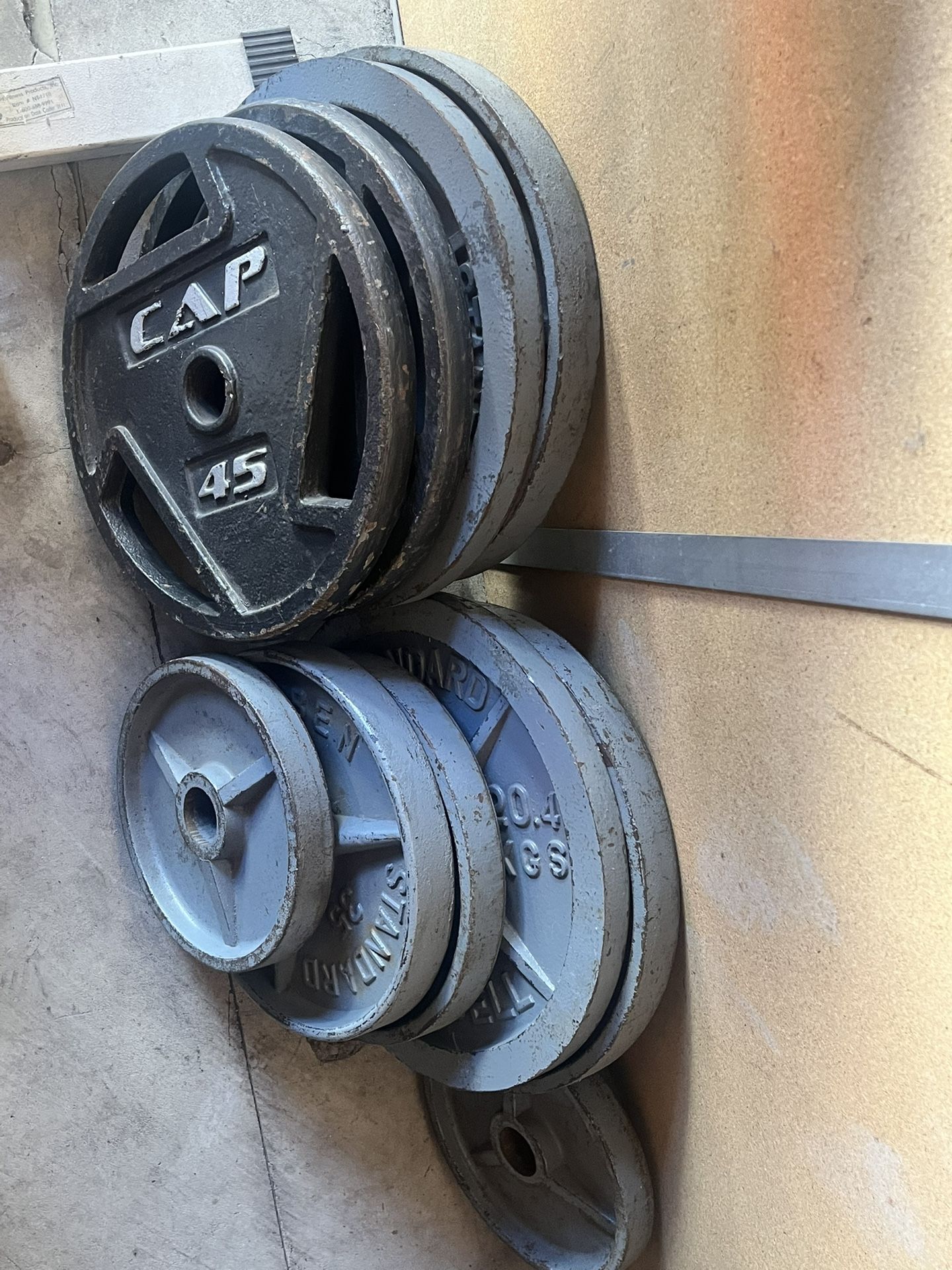 Workout Equipment Need Gone!!