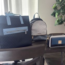 Micheal Kors Bag Collection $150