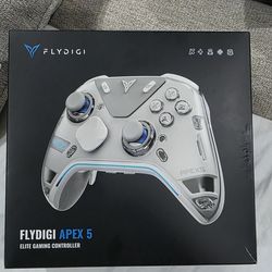 FLYDIGI APEX 5 LIKE NEW OPEN BOX