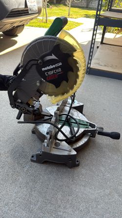Metano HPT C10FCH2 Laser Miter saw
