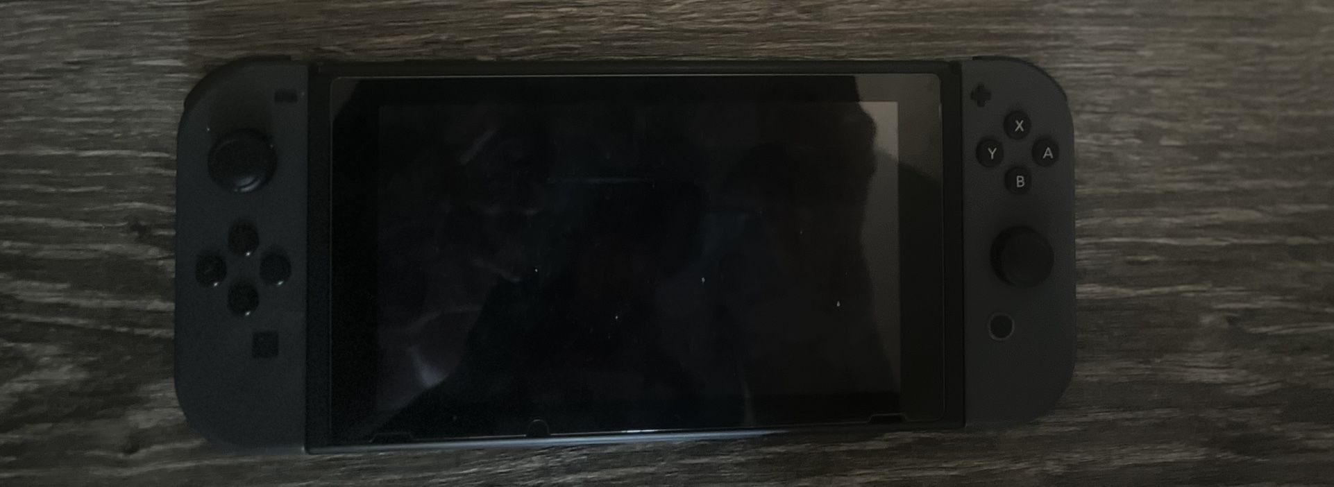 Nintendo Switch ( Like New )