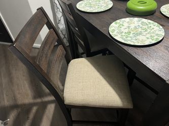 Dining Room Table With 4 Chairs