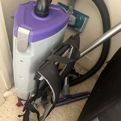 Super Pro Coach 10 Vacuum