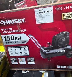 Husky8 gallon air compressor