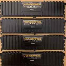64 GB Corsair Vengeance DDR4 Memory 4x16 GB