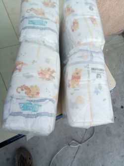 Huggies Little Snugglers Baby Diapers Size 2