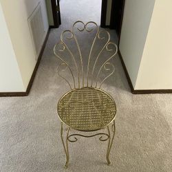 Vintage Hollywood Vanity Chair 