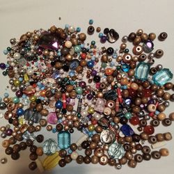 Bag Of Mixed Beads~Glass,Acrylic,Wooden&Porcelain 