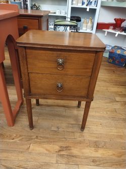 Vtg solid hardwood side table