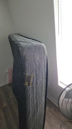 Full size mattress