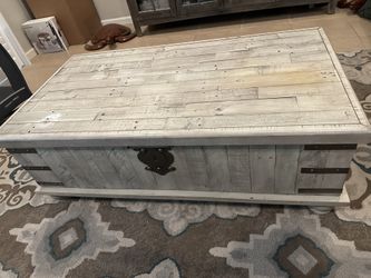 Farmhouse Table