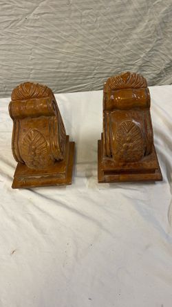 Wood Corbel
