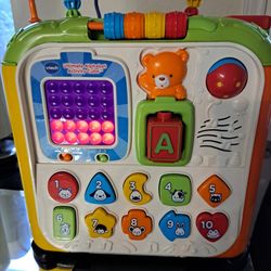 VTech Ultimate Alphabet Activity Cube, Without Cubes.