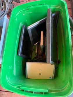 3 Desktop Computer Monitors & A Cannon Scanner