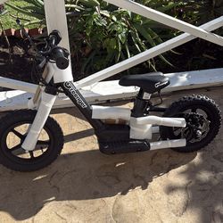 Greenger Powersports Kid's Saddleback Electric Balance Bike 12”