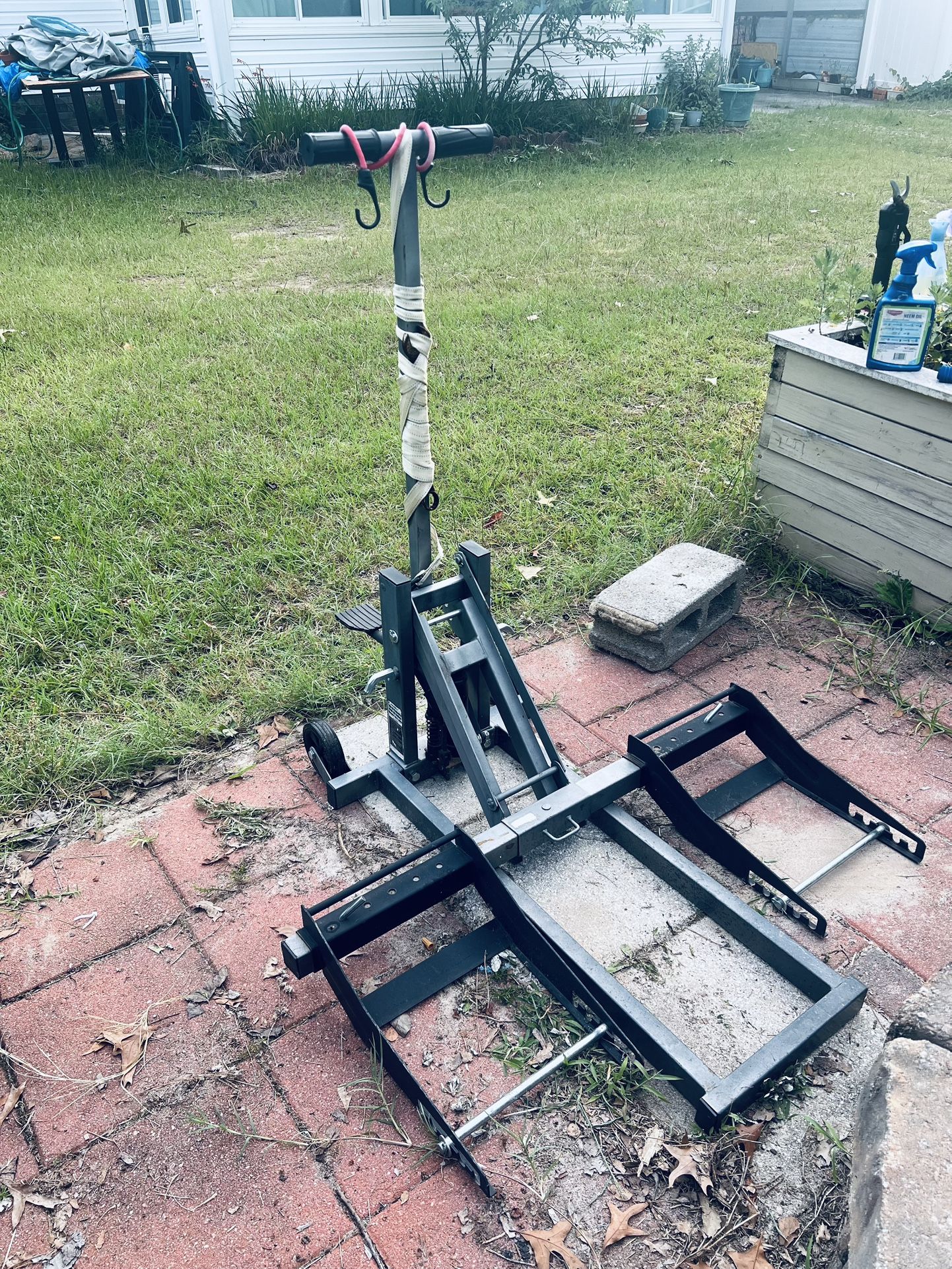 $110 OBO Lawnmower Lifter