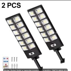 2/1pc Upgraded Outdoor Solar Street Light: IP44 Waterproof Rating, 680-LED Solar Parking Light, And Automatic Dusk-To-Dawn Operation with Convenient R