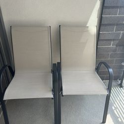 2 patio chairs 