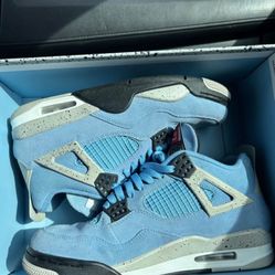 Jordan 4 University Blue