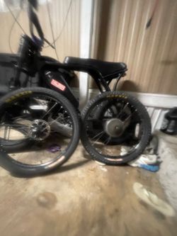 Front and rear 24 inch tires with Maxis