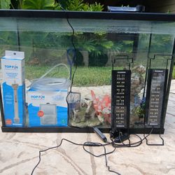 30 Gallon Tank With Accessories 