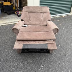 Mega Motion Lift Chair