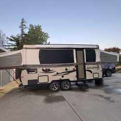 2017 Rockwood HW296 $13,000 OBO