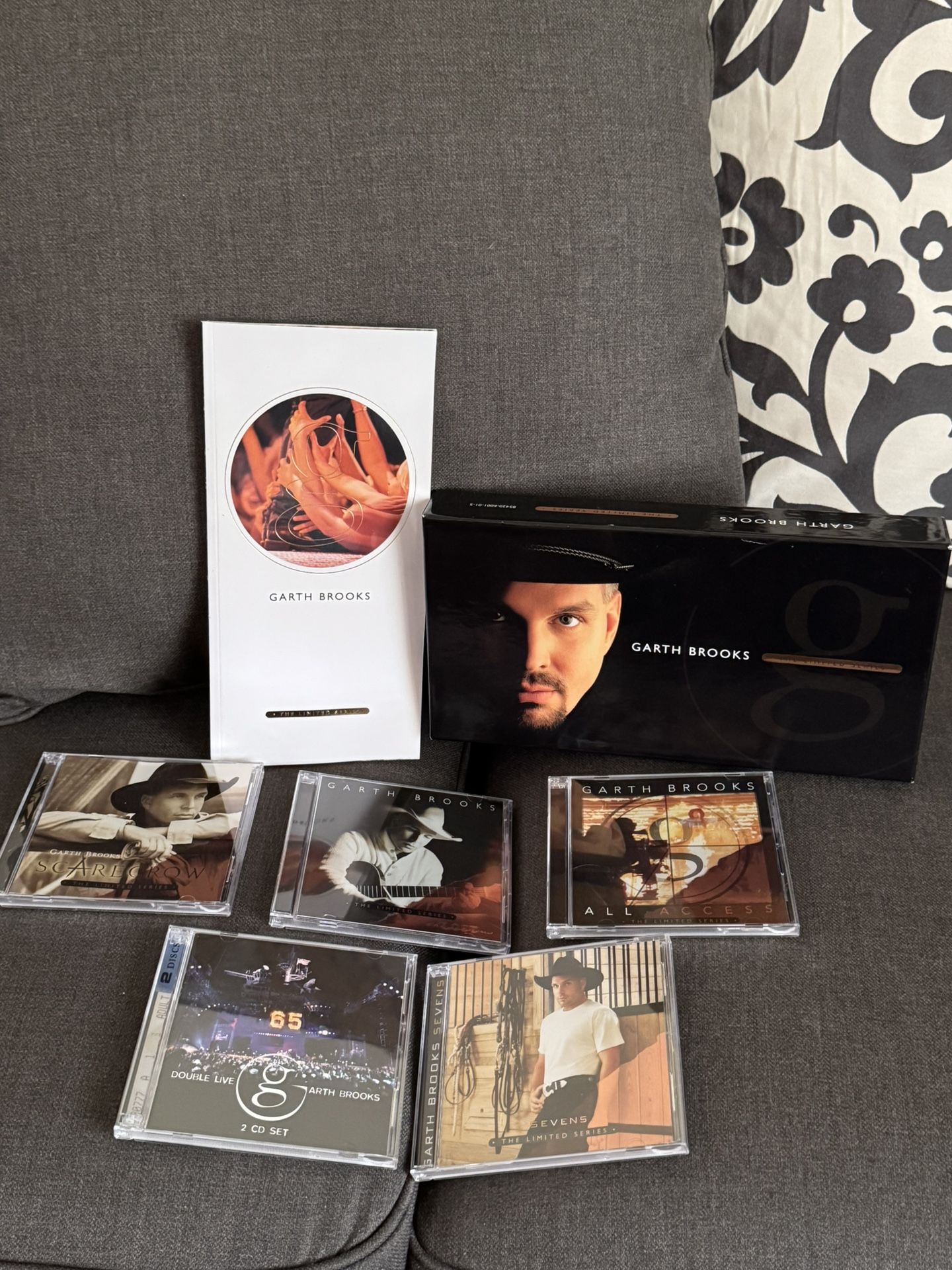 Garth Brooks; The Limited Series Collection; Complete; Like New