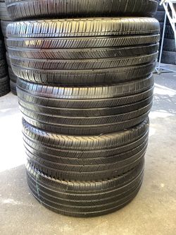 set of michelin tires... sizes 235/55/19 🔥🔥🔥