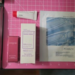 4pc K-BEAUTY SKINCARE LOT W/5 FREEBIES (1 K-BEAUTY/4 HIGH-END)