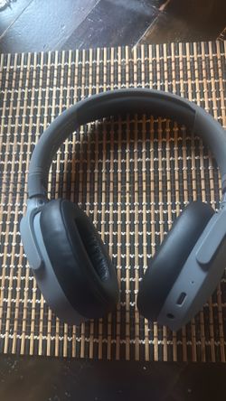 Head phones