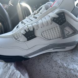 Jordan 4 