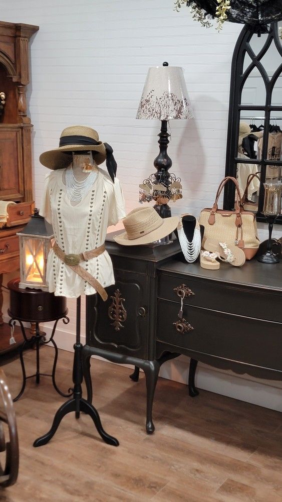 Cute Clothes And Accessories