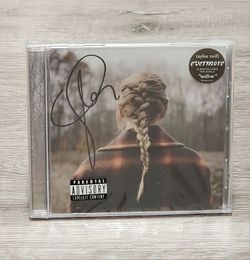 RARE TAYLOR SWIFT EVERMORE SIGNED/CD W/MEXICO DISTRIBUTOR SLEPT ON CD NON US!🔥🎁