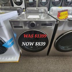 4.5 Cu. Ft. Stackable Smart Front Load Washer In Graphite Steel 