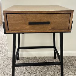2 Drawer Nightstand