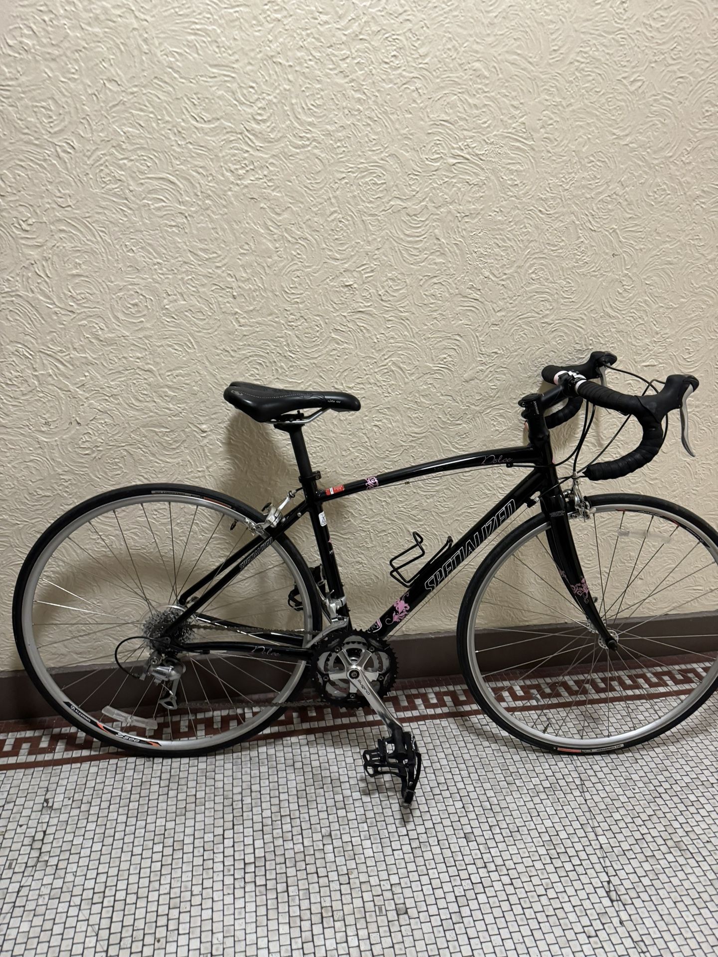 Specialized Dolce 51cm Road Bike for Sale in Brooklyn, NY - OfferUp